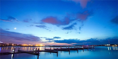 辣卤英雄酸辣粉