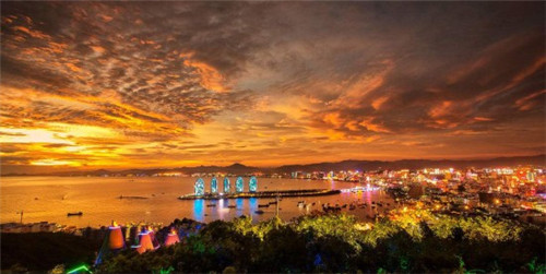 物业持有什么证书有用呢（物业持有什么证书有用呢现在）